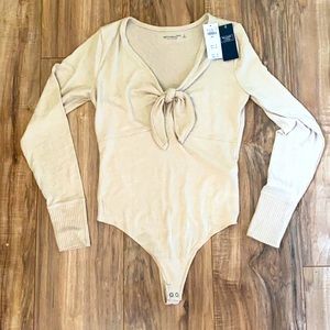Abercrombie & Fitch Cozy Long Sleeved Bodysuit Size Small